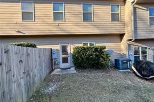 2723 Morgan Glen Rd, Buford, GA 30519 - Photo 24