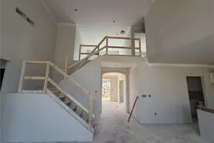 728 Crystal Lk Pkwy, Hoschton, GA 30548 - Photo 2