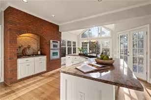 210 Tynebrae Pl, Roswell, GA 30075 - Photo 8