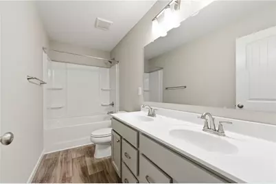 556 Crystal Lake Parkway, Hoschton, GA 30548 - Photo 32