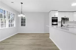 2110 Meadow View Ct, Grayson, GA 30017 - Photo 18