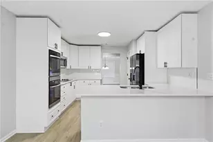 2110 Meadow View Ct, Grayson, GA 30017 - Photo 20