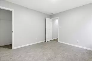 2110 Meadow View Ct, Grayson, GA 30017 - Photo 16