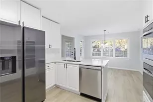 2110 Meadow View Ct, Grayson, GA 30017 - Photo 22