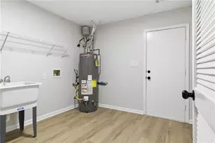 2110 Meadow View Ct, Grayson, GA 30017 - Photo 26