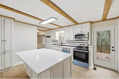 8139 Lake View Terrace, Riverdale, GA 30274 - Photo 14