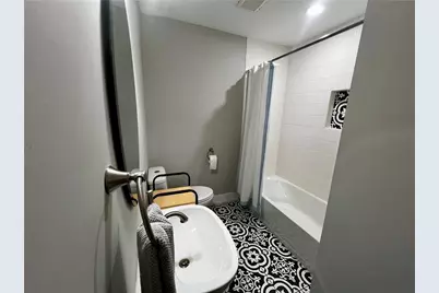 1611 Wellswood Drive SE, Atlanta, GA 30315 - Photo 14