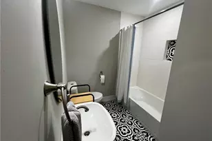 1611 Wellswood Dr SE, Atlanta, GA 30315 - Photo 14