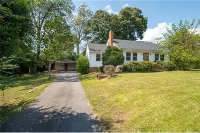 66 Cleveland Avenue, Hartwell, GA 30643 - Photo 2