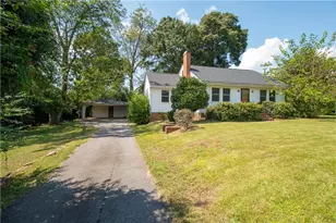 66 Cleveland Ave, Hartwell, GA 30643 - Photo 2