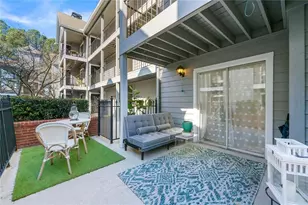 214 Granville Ct, Sandy Springs, GA 30328 - Photo 10