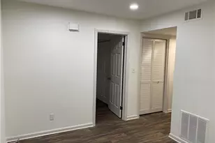 6250 Vera Ln SW, Mableton, GA 30126 - Photo 12