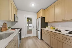 180 Summit Ave SE, Marietta, GA 30060 - Photo 12