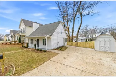 180 Summit Avenue SE, Marietta, GA 30060 - Photo 2