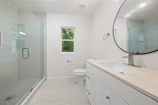 1721 Hortense Pl NW, Atlanta, GA 30318 - Photo 8