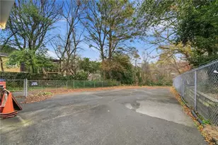 1241 Monroe Dr NE, Atlanta, GA 30306 - Photo 28