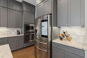 3985 Duke Reserve Cir, Peachtree Corners, GA 30092 - Photo 16