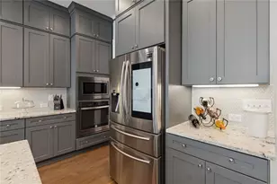 3985 Duke Reserve Cir, Peachtree Corners, GA 30092 - Photo 16