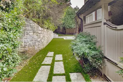 455 Peachtree Battle Avenue NW, Atlanta, GA 30305 - Photo 34