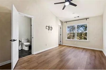 1133 Liberty Parkway NW, Atlanta, GA 30318 - Photo 10