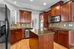 2043 Village Crest Dr NW, Atlanta, GA 30318 - Photo 2