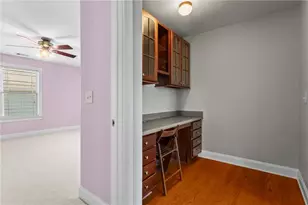 2043 Village Crest Dr NW, Atlanta, GA 30318 - Photo 22