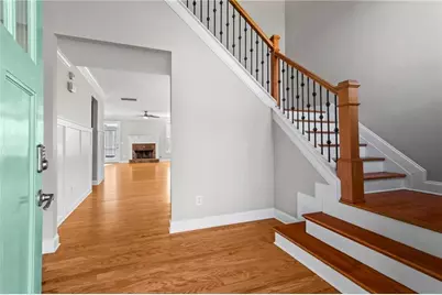 2043 Village Crest Drive NW, Atlanta, GA 30318 - Photo 8