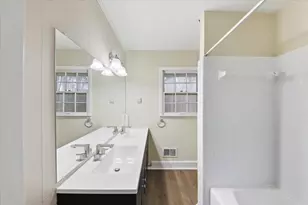 8435 Campbellton Fairburn, Fairburn, GA 30213 - Photo 10