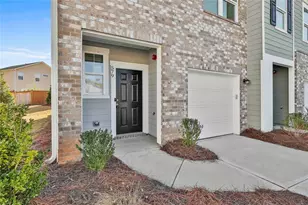579 Magnolia Cir, Palmetto, GA 30268 - Photo 2