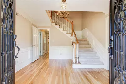 5163 Charlemagne Way SW, Lilburn, GA 30047 - Photo 4