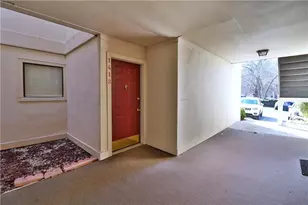 1412 Huntingdon Chase, Sandy Springs, GA 30350 - Photo 4