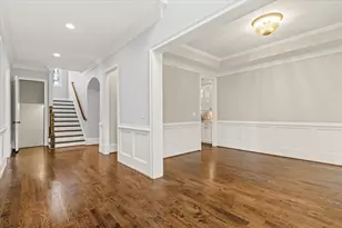 297 Greyhaven Ln, Marietta, GA 30068 - Photo 8