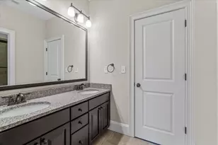 297 Greyhaven Ln, Marietta, GA 30068 - Photo 60