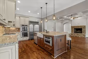 297 Greyhaven Ln, Marietta, GA 30068 - Photo 38