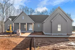 3255 Tanners Mill Rd, Gainesville, GA 30507 - Photo 2