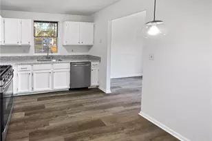 587 Tarragon Wy SW, Atlanta, GA 30331 - Photo 10