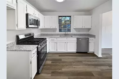 587 Tarragon Way SW, Atlanta, GA 30331 - Photo 2