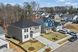 50 Linden Ct, Braselton, GA 30517 - Photo 2