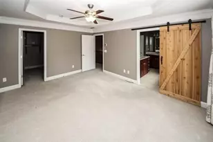 1004 E Paces Chase NE, Atlanta, GA 30326 - Photo 18