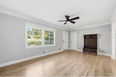 2002 Drew Valley Road NE, Brookhaven, GA 30319 - Photo 6