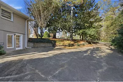 2002 Drew Valley Road NE, Brookhaven, GA 30319 - Photo 42