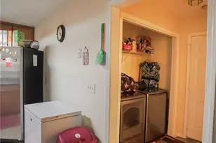 493 E Lake Dr, Riverdale, GA 30274 - Photo 8