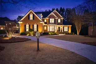 340 Laurel Oak Dr, Suwanee, GA 30024 - Photo 2