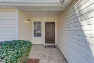 614 Anns Way, Winder, GA 30680 - Photo 2