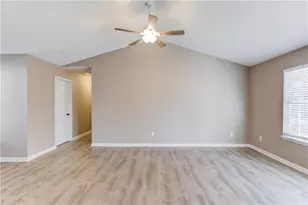 614 Anns Way, Winder, GA 30680 - Photo 8