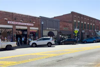 147 Chastain Dr, Cartersville, GA 30120 - Photo 4