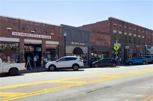 147 Chastain Dr, Cartersville, GA 30120 - Photo 4