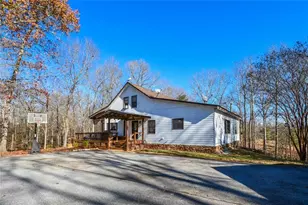 731 Brewer Rd, Lula, GA 30554 - Photo 2