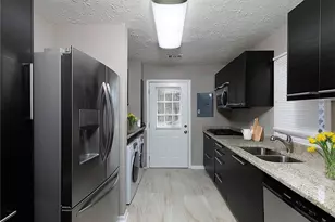 1306 Kasandra Dr SE, Marietta, GA 30067 - Photo 4