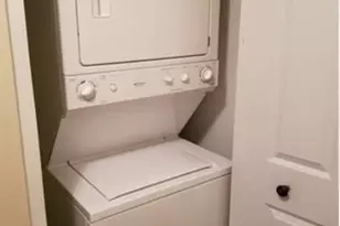 2040 Kings Gate Circle, Snellville, GA 30078 - Photo 6